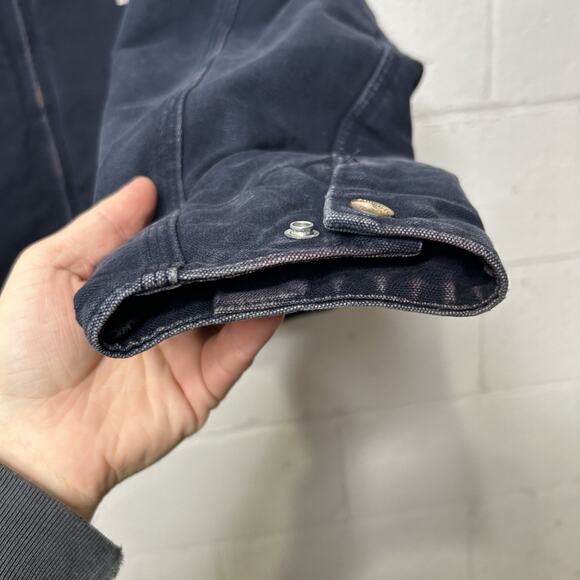 Vintage Carhartt Blanket-Lined Detroit Jacket “Dark Navy” - Picture 4 of 9